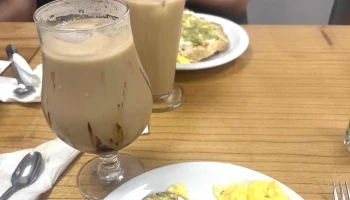 Doña María Panadería y Cafetería - La Francia