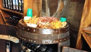 El Carmelo Charcutería - San Rafael