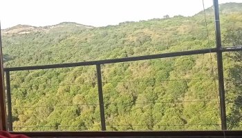 La casa voladora - Villa Cerro Azul