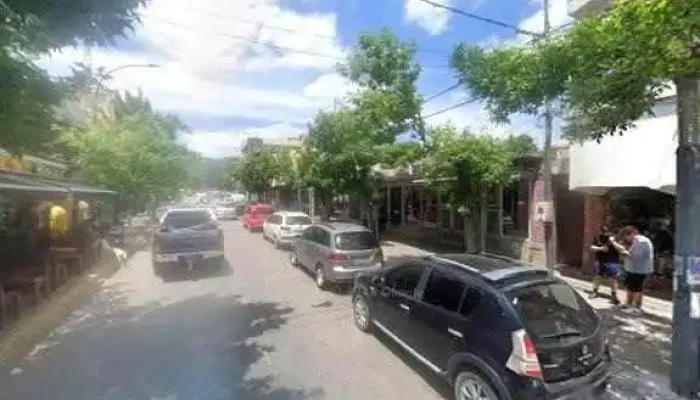 Alfajores La Quinta Y Cafeteria   La Falda Videosdeg - La Falda