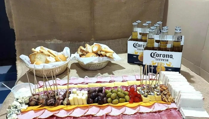 Almacen Panaderia Los Nietos Del Propietario - San Jerónimo Sud