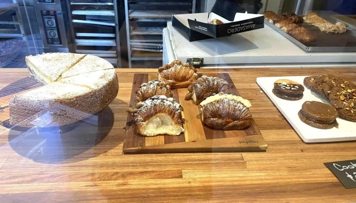 Amasadero -    Panaderia Urbana Croissant - Cdad. Autónoma de Buenos Aires