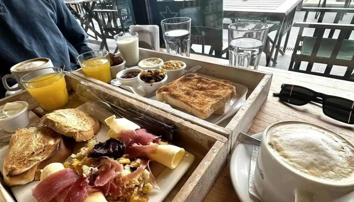 Benicio Dolce Pane Comida Y Bebida - Casilda