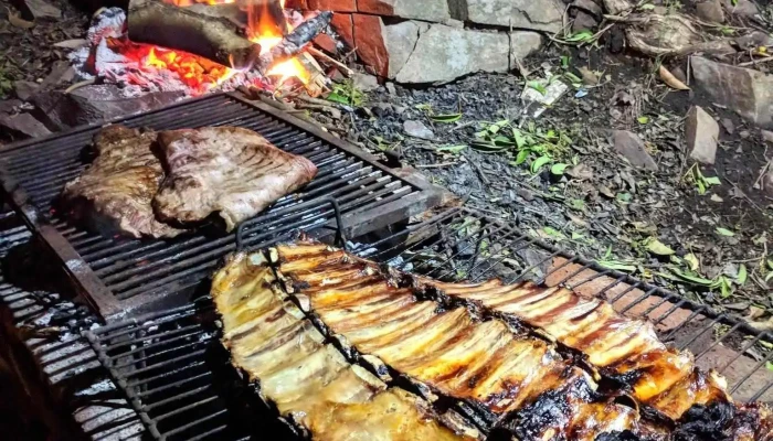 Cabanas Comida Y Bebida - Agua de Oro