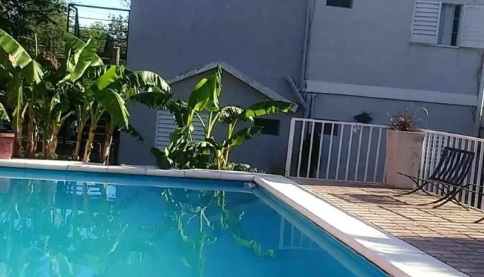 Cabanas El Nogal Servicios - Agua de Oro