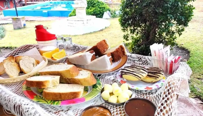 Cabanas Tu Estacion Comida Y Bebida - Huerta Grande