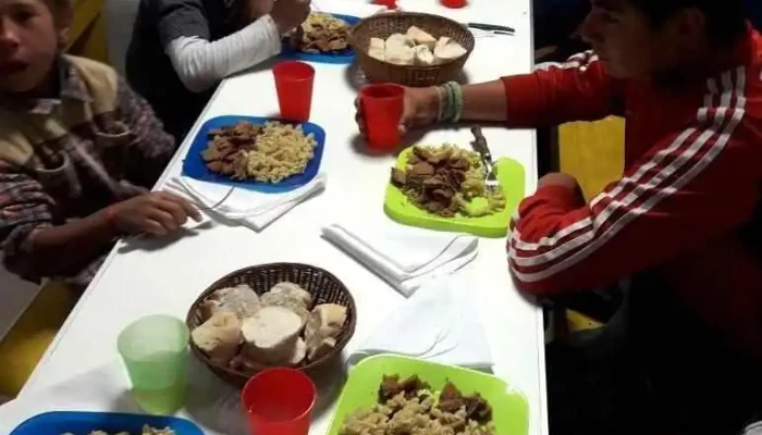Casa De Marcelocomedor Comunitarioong Comida Y Bebida - Laboulaye