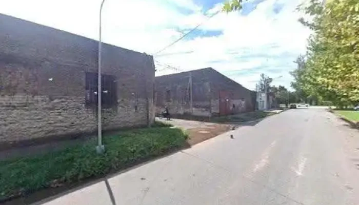 Casa De Thelma Y Matilde -  Telefono - Leones