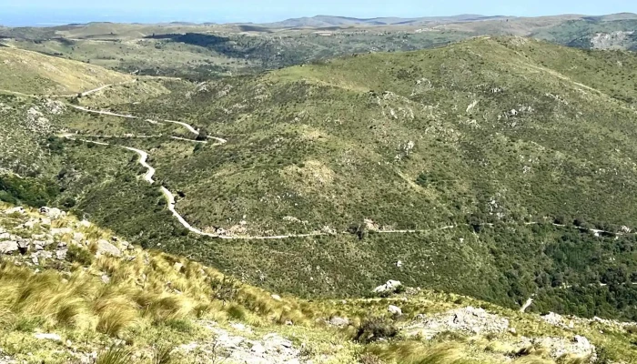Cerro La Banderita -  Cerca De Mi - La Falda