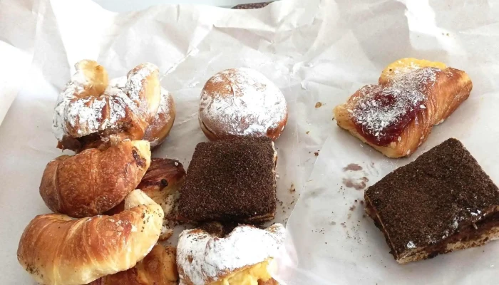 Confiteria Delgado Comida Y Bebida - Cdad. Autónoma de Buenos Aires