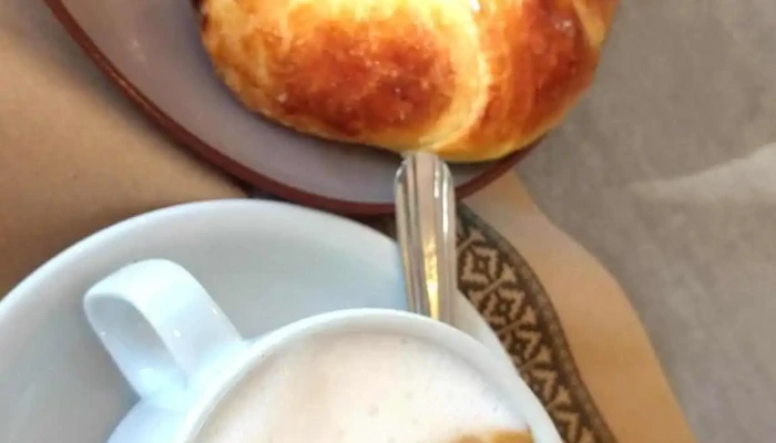 Confiteria La Portena Croissant - San Rafael