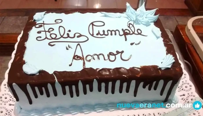 Confiteria La Portena Pastel De Cumpleanos - San Rafael