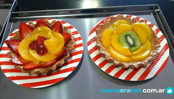 Confiteria Y Panaderia La Perla -  Comida Y Bebida - San Francisco