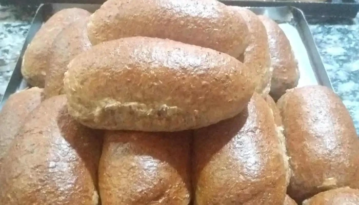 Deleite Panaderia Reposteria Comida Y Bebida - Mina Clavero