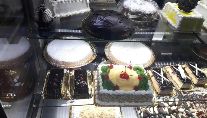 Delizia -  Vitrina - San Martín