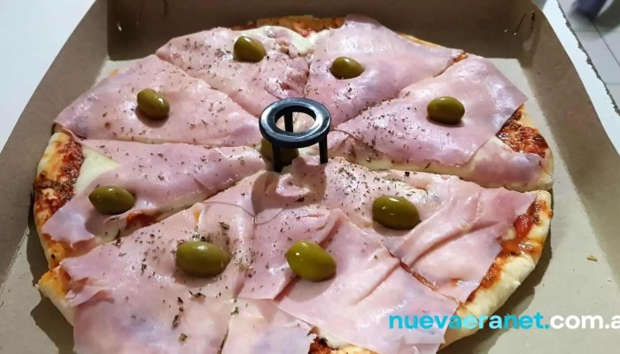 El Mana Comida Y Bebida - Agua de Oro