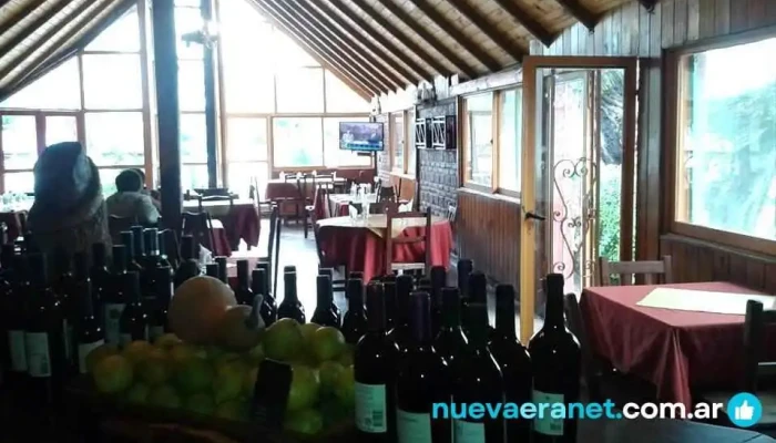 El Rancho Parrilla Y Restaurante -  Ambiente - Villa Ojo de Agua