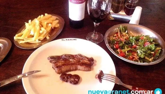 El Rancho Parrilla Y Restaurante -  Comida Y Bebida - Villa Ojo de Agua