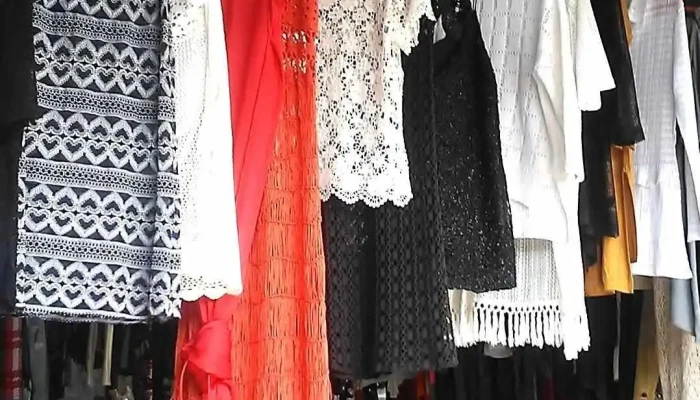 Feria Americana -  Interior - Yerba Buena