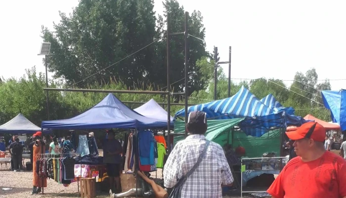 Feria De Lo Nuevo Y Usado Mendoza -  Comentarios - Rodeo de la Cruz