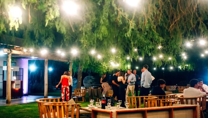 Finca Casiana -    Cabanas Y Salon De Eventos Este - Este