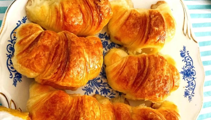 Guber Patisserie -  Donde - Cdad. Autónoma de Buenos Aires