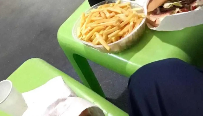 Hamburguesas Emanuel -  Papas Fritas - Las Varillas