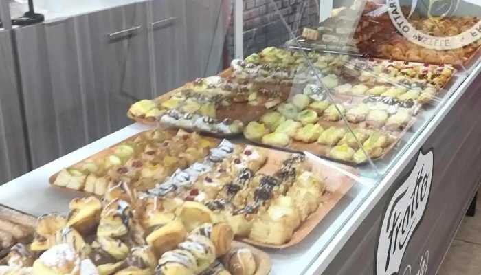 Heladeria Y Pasteleria Fratto -  Ambiente - Santa Fe de la Vera Cruz