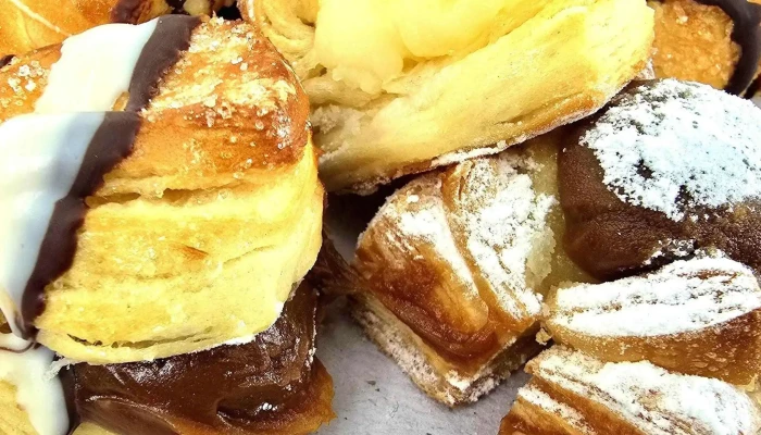 Heladeria Y Pasteleria Fratto -  Instagram - Santa Fe de la Vera Cruz