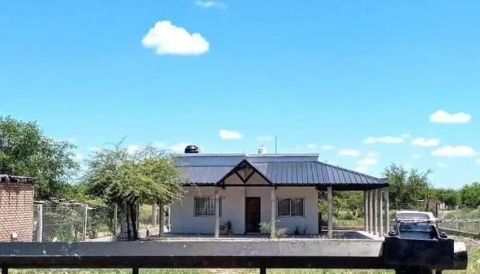 Hospedaje - Col. Dora