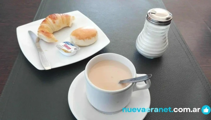 Hotel El Amparo -  Comida Y Bebida - San Luis