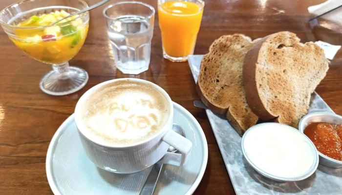 Koos Cafe Y Pasteleria Mas Recientes - Río Cuarto