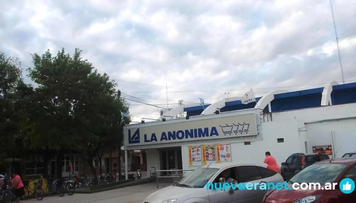 La Anonima Estacionamiento - Laboulaye