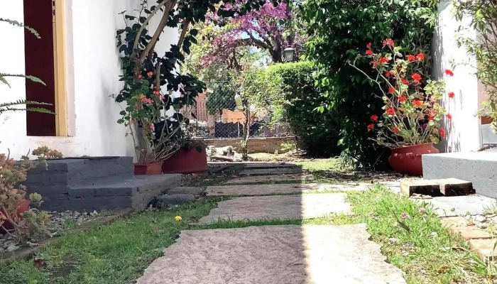 La Casa De Noemi -  Abierto Ahora - Merlo