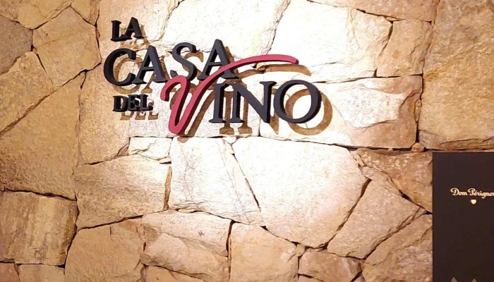 La Casa Del Vino San Juan -  Abierto Ahora - San Juan