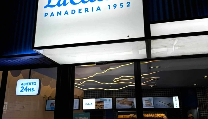 La Celeste -    Panaderia San Carlos   Bernardo Ohiggins 5671 Cordoba - Córdoba