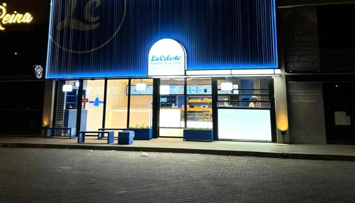 La Celeste -    Panaderia San Carlos   Bernardo Ohiggins 5671 Puntaje - Córdoba