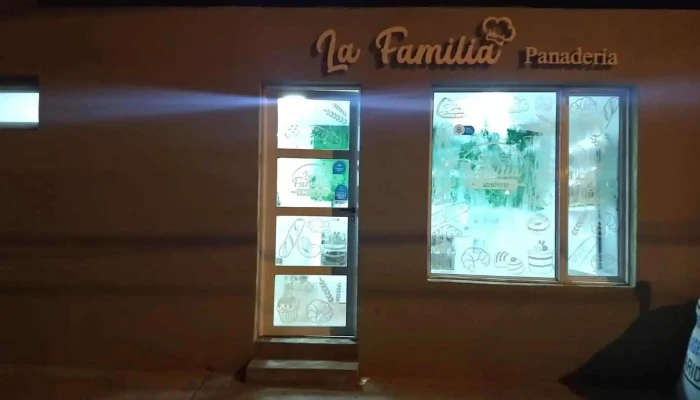 La Familia Panadería - Rawson