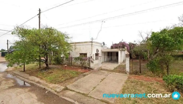 La Familia - Villa Angela