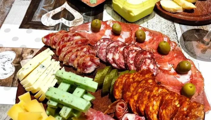 La Herradura Almacen De Fiambres Deli Carne - El Calafate