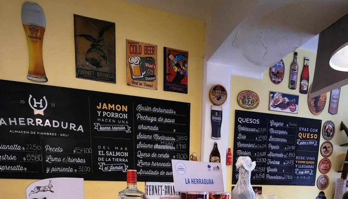 La Herradura Almacen De Fiambres Deli Catalogo - El Calafate
