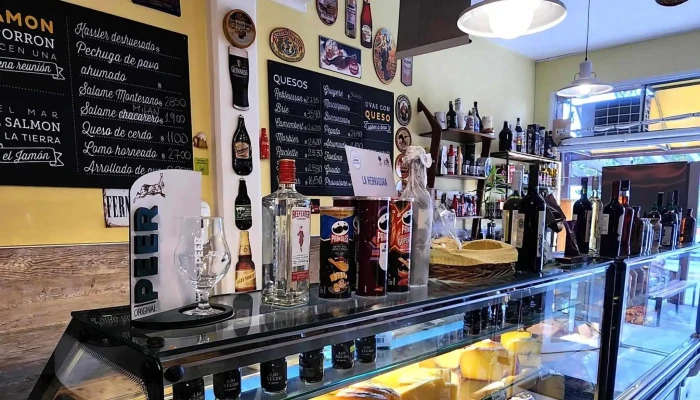 La Herradura Almacen De Fiambres Deli Horario - El Calafate