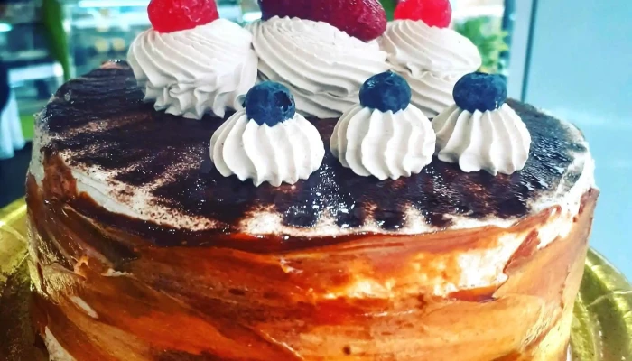 La Internacional -    Panaderia Confiteria Rotiseria Sandwicheria Comida Y Bebida - Cap. Bermúdez