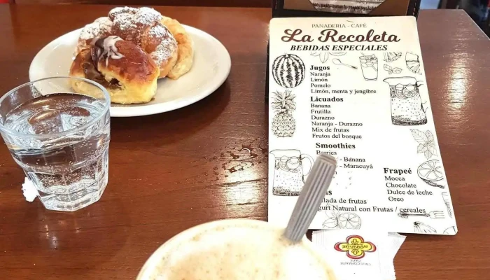 La Nueva Recoleta Panaderia   Cafe Capuchino - Cdad. Autónoma de Buenos Aires