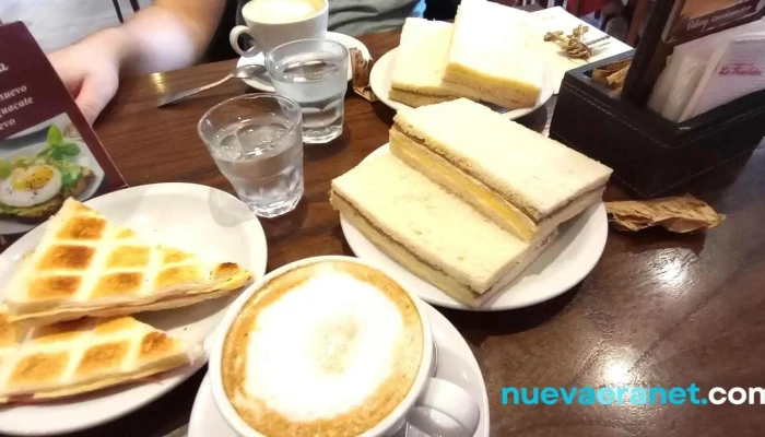 La Nueva Recoleta Panaderia   Cafe Pastel - Cdad. Autónoma de Buenos Aires