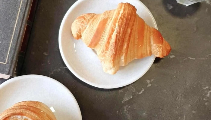 La Raiz   Pan De Masa Madre Y Cafe Telefono - Río Cuarto