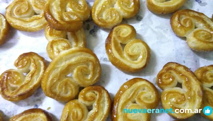 La Reina -  Comida Y Bebida - Trelew