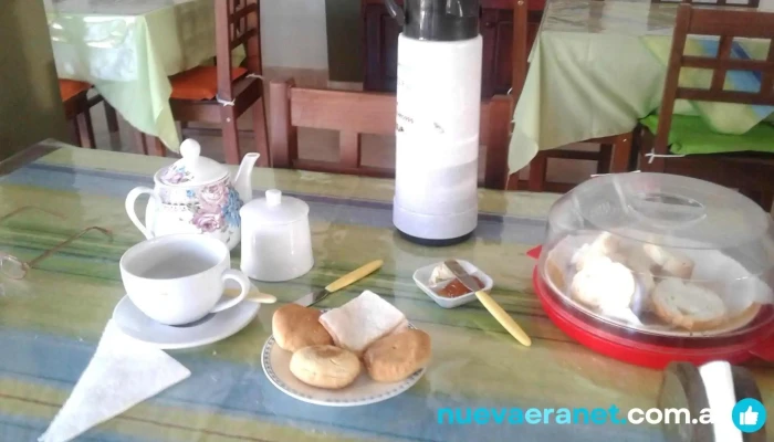 La Vieja Guardia -  Comida Y Bebida - Mburucuyá