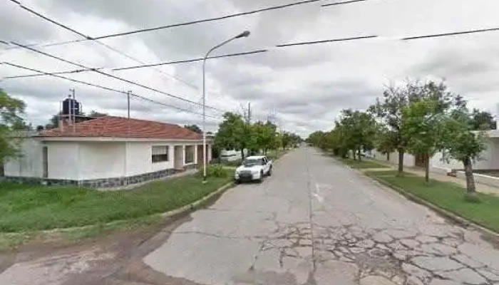 Larocacontrucciones Y Servicios -  Cerca De Mideg - Laboulaye
