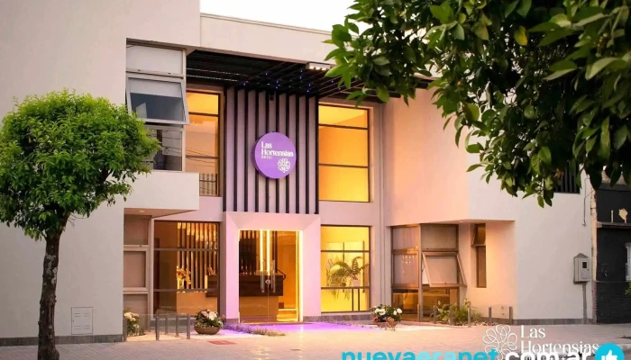 Las Hortensias Hotel -  Abierto Ahora - Monteros